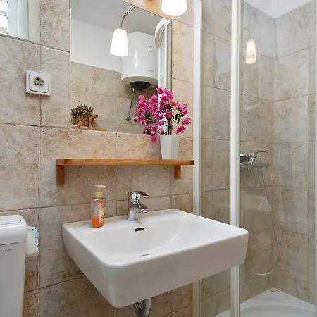 Dubica شقة هفار